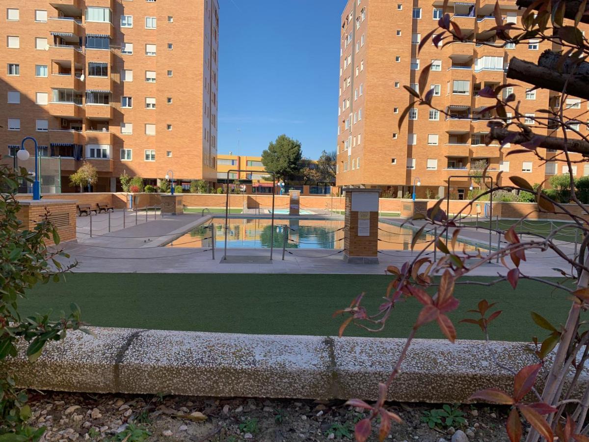 Apto Alma Parking Y Piscina Gratis Сарагоса Екстер'єр фото